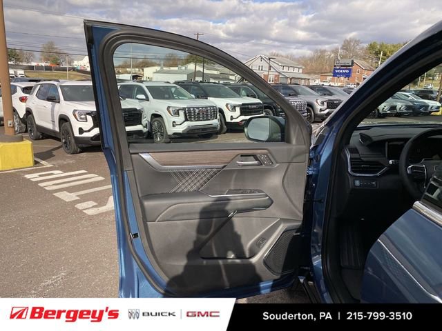New 2026 GMC Acadia Denali w/ Super Cruise Package image 25