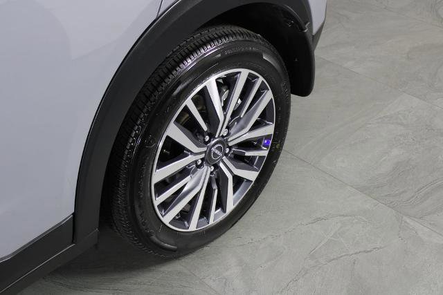 Certified 2024 Nissan Kicks SV image 12