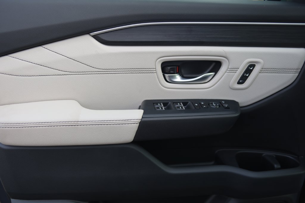 New 2026 Honda Pilot Touring image 10