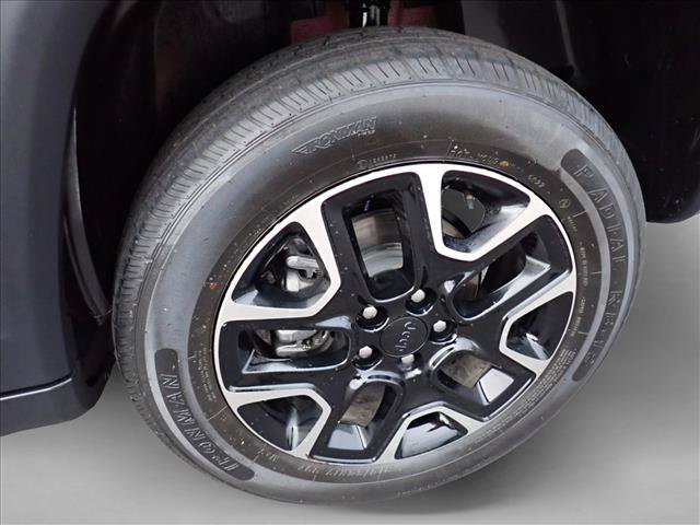 Used 2020 Jeep Compass Trailhawk AWD/4WD image 5