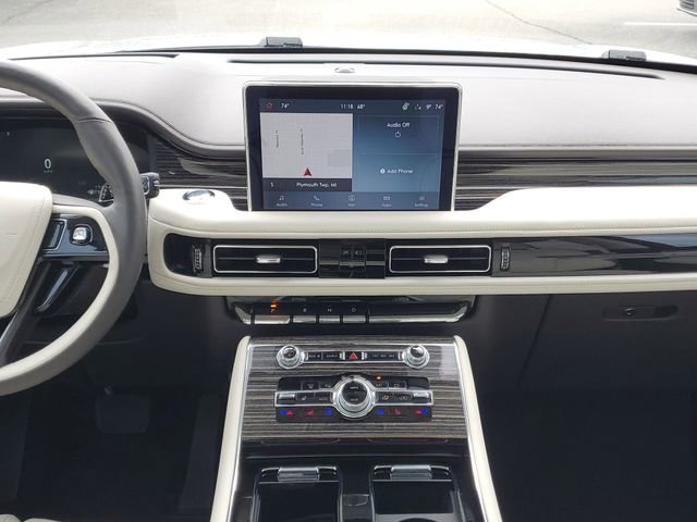 Used 2023 Lincoln Aviator Black Label w/ Dynamic Handling Package image 25