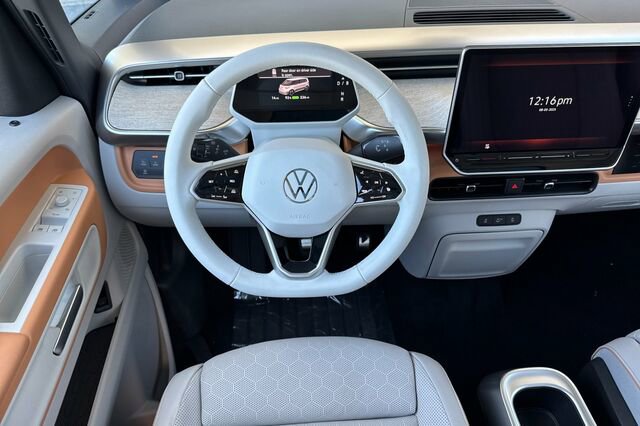 New 2025 Volkswagen ID. Buzz Pro S Plus image 14