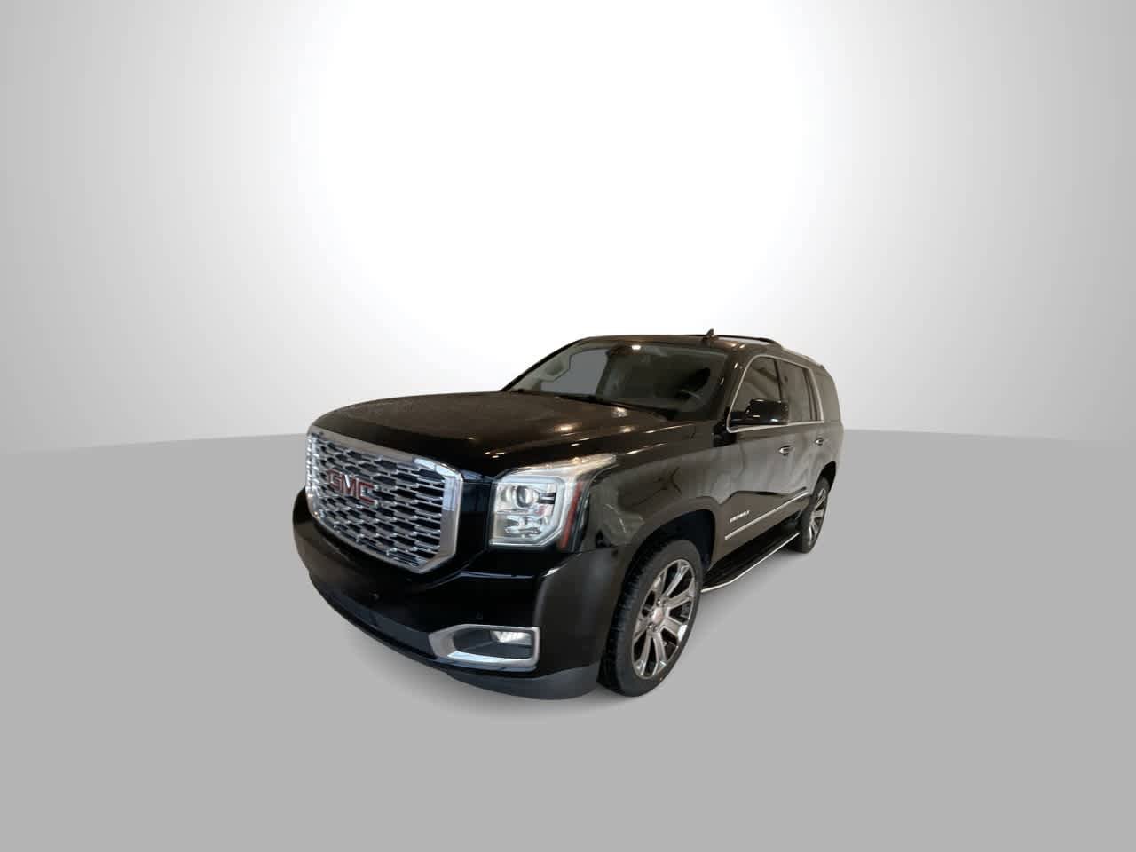 Used 2018 GMC Yukon Denali w/ Open Road Package AWD/4WD image 4