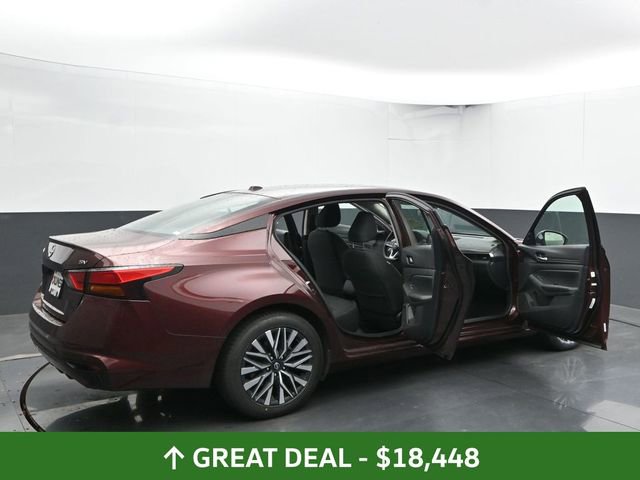 Used 2024 Nissan Altima 2.5 SV image 58