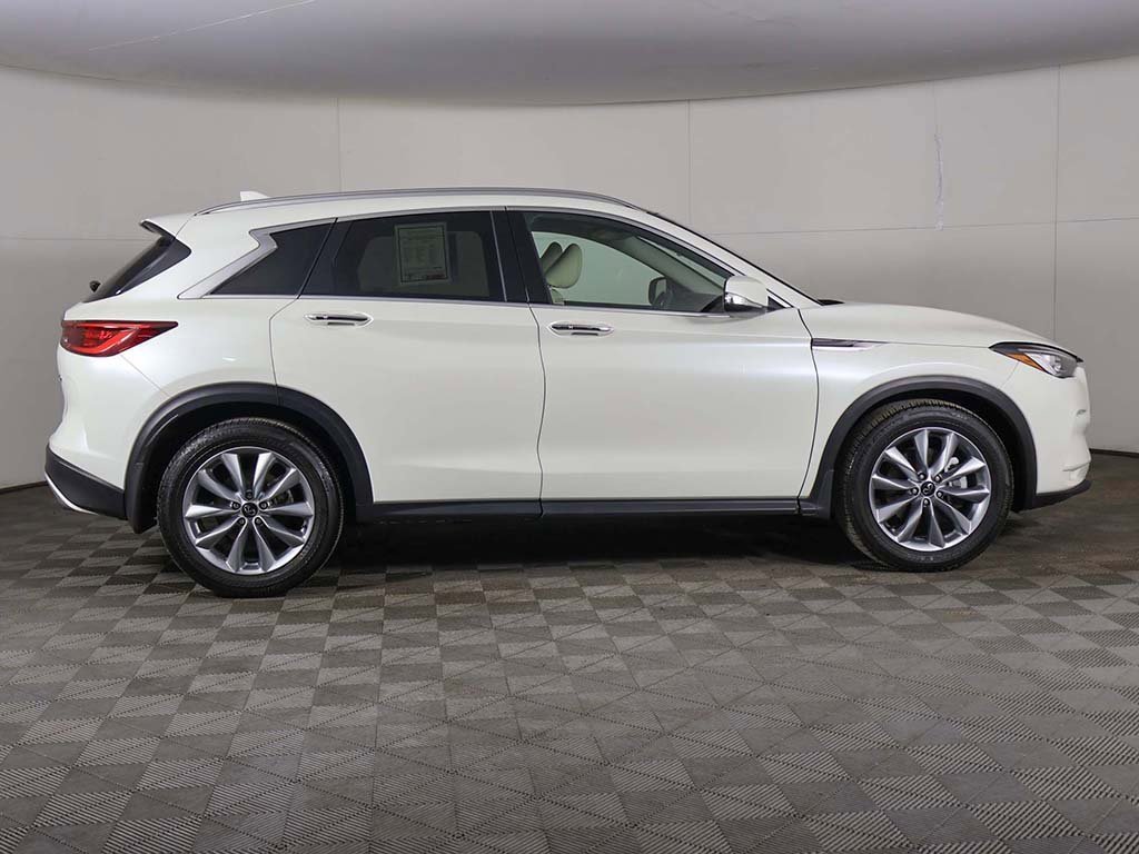 Used 2022 INFINITI QX50 Luxe image 19