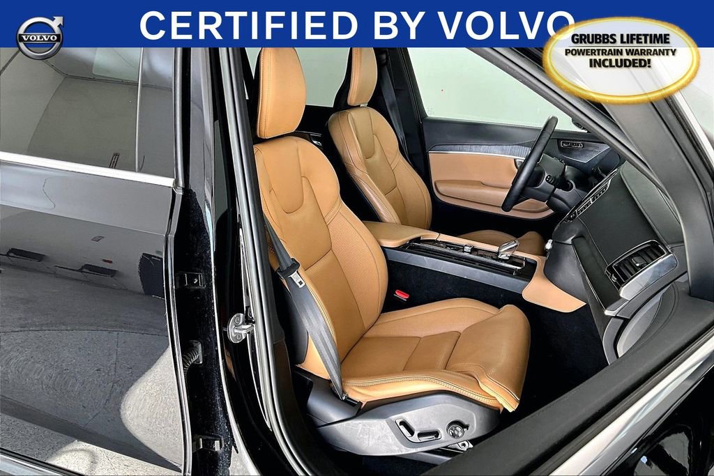 Used 2023 Volvo XC90 B6 Ultimate w/ Protection Package Premier image 11