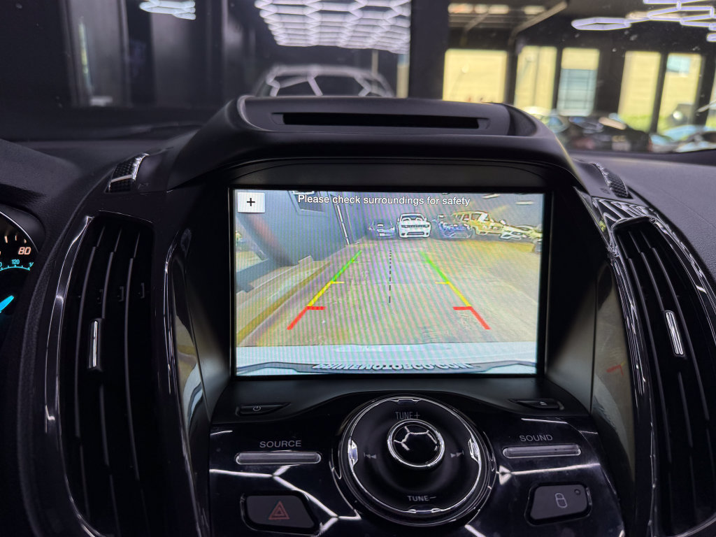 Used 2016 Ford Escape Titanium FWD image 29