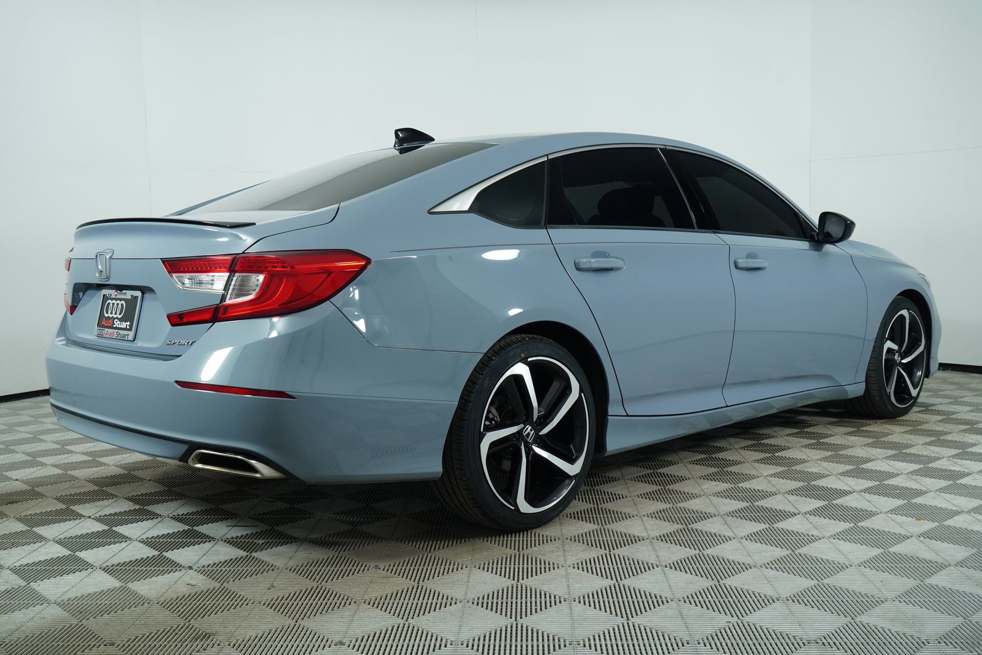 Used 2022 Honda Accord Sport image 11