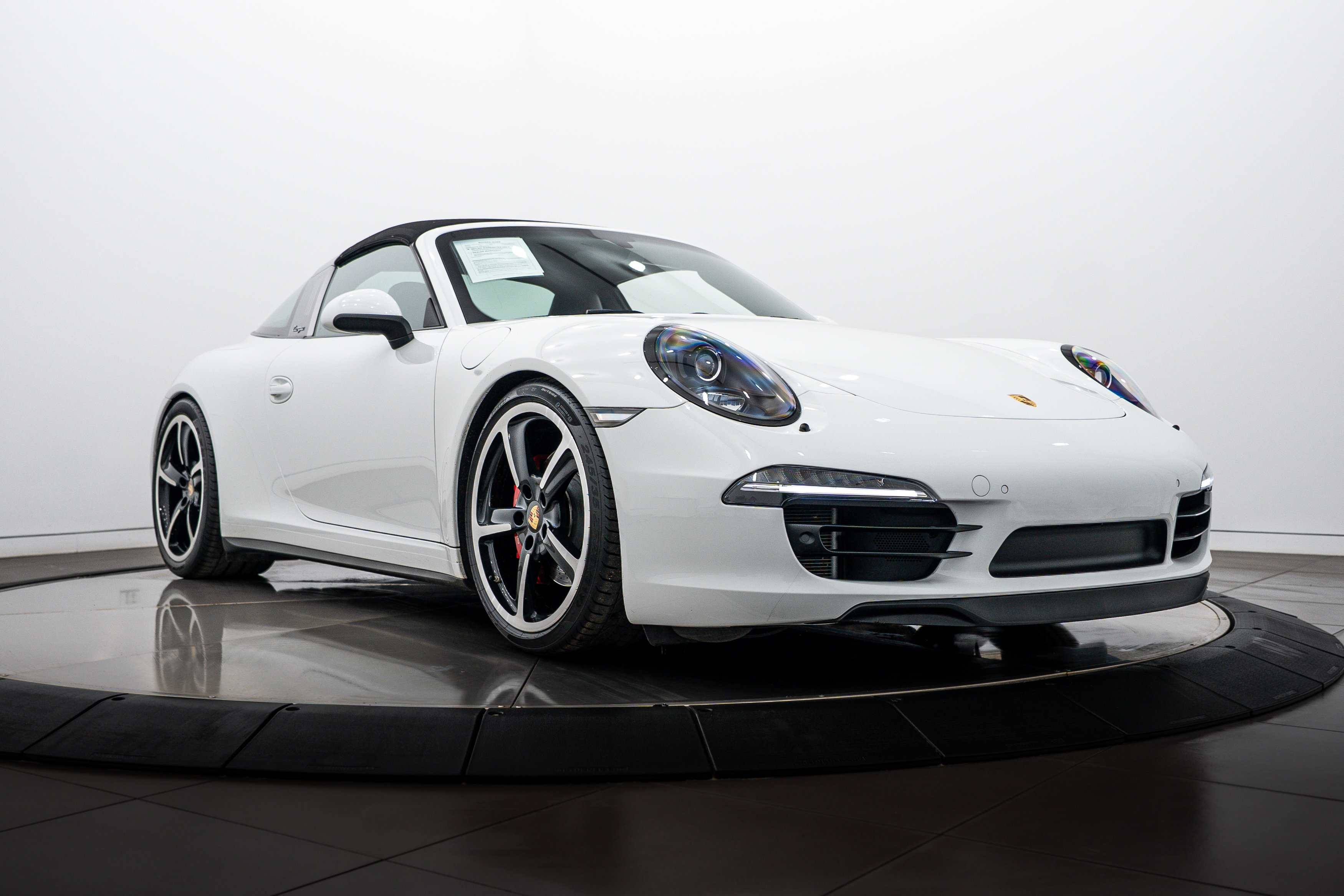 Certified 2014 Porsche 911 Targa 4S image 35