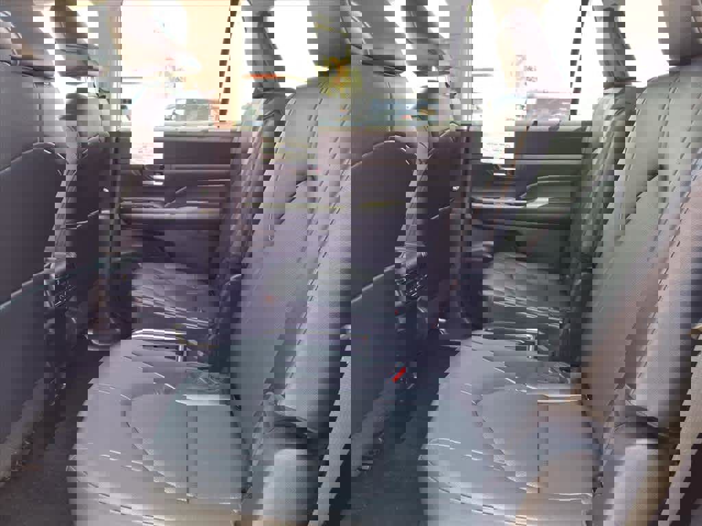 Certified 2025 Toyota Grand Highlander FWD image 20