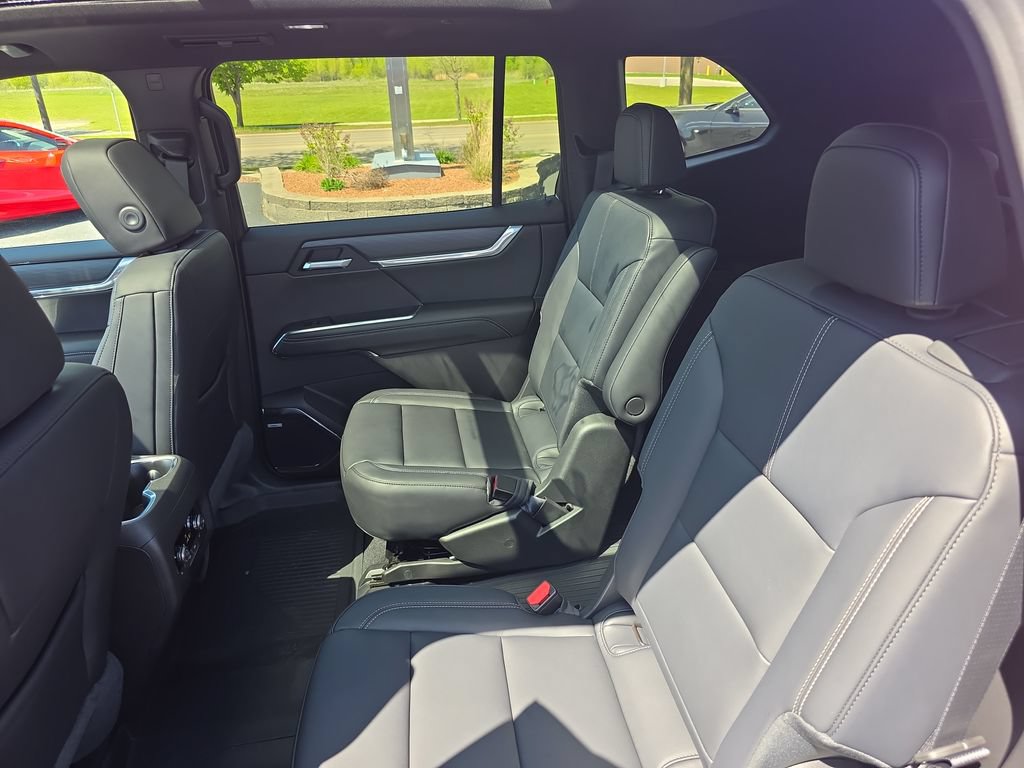 New 2026 GMC Acadia Elevation w/ Elevation Premium Package AWD/4WD image 28