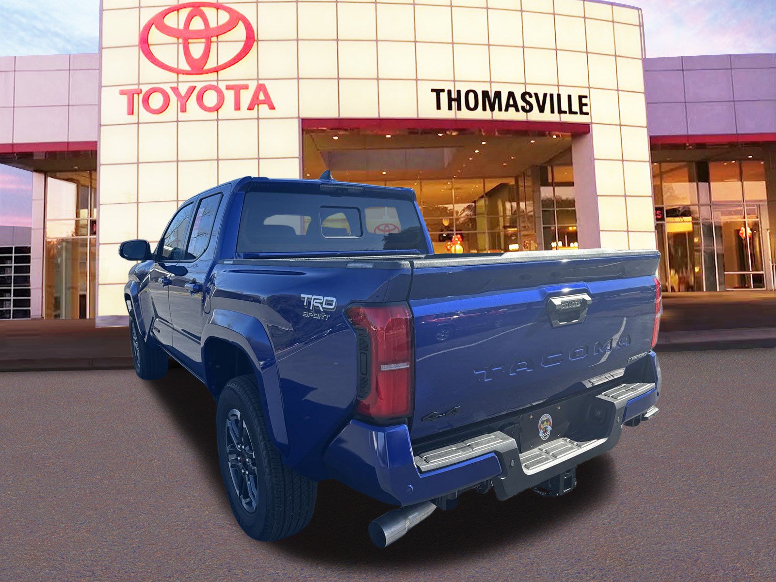 New 2024 Toyota Tacoma TRD Sport w/ TRD Sport Premium Package AWD/4WD image 7
