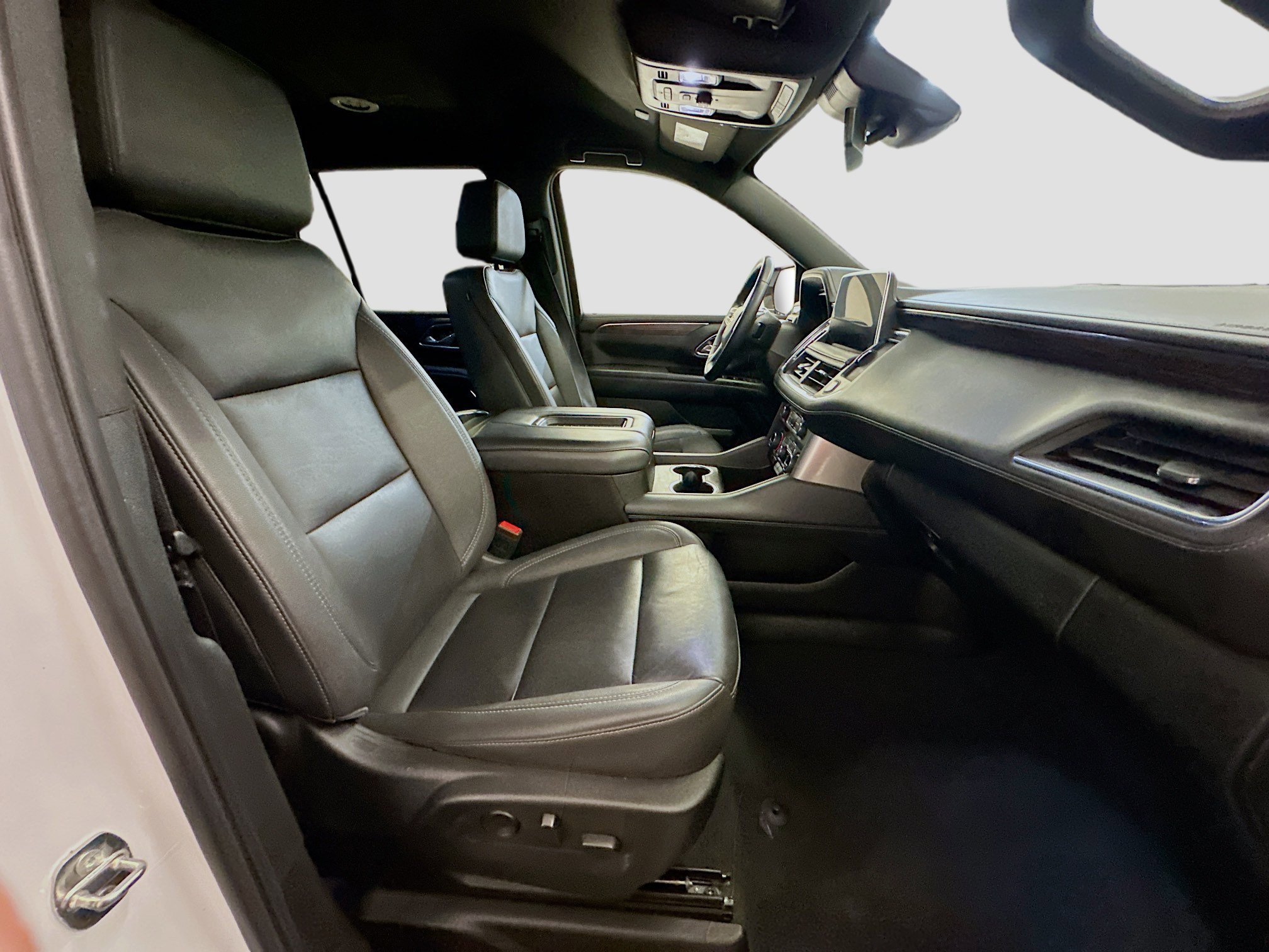 Used 2024 Chevrolet Tahoe LT image 34