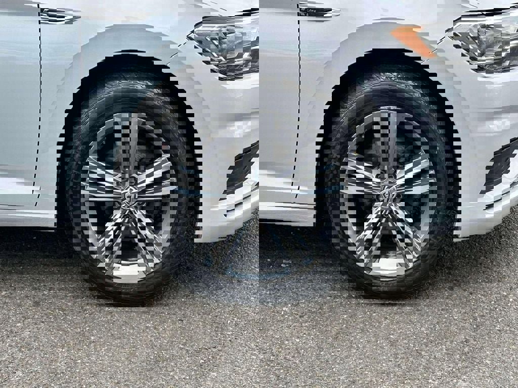 Used 2019 Volkswagen Jetta R-Line image 7