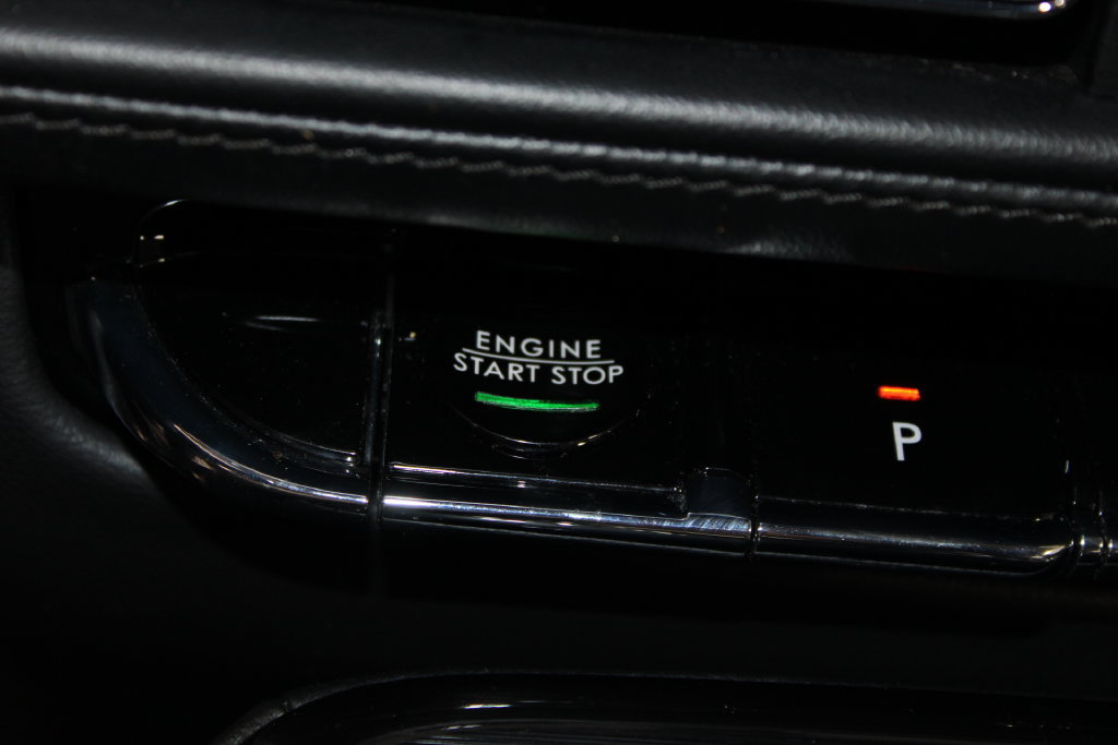 Used 2023 Lincoln Nautilus Reserve AWD/4WD image 43