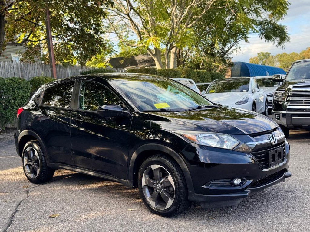 Used 2018 Honda HR-V EX image 8