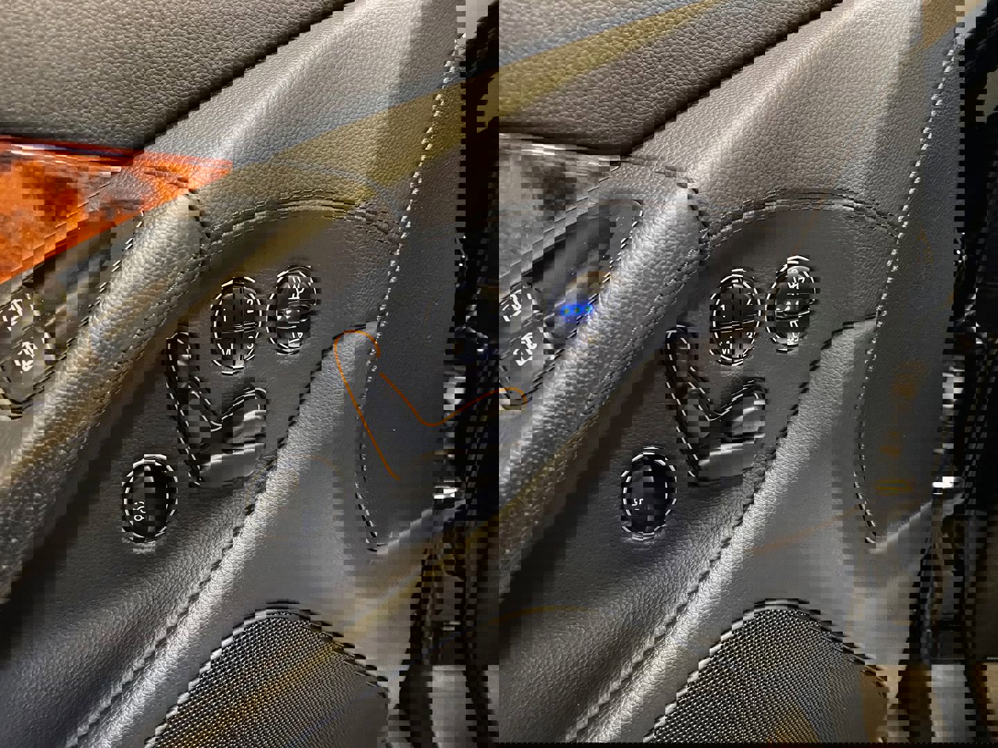 Used 2007 Mercedes-Benz SL 550 image 39