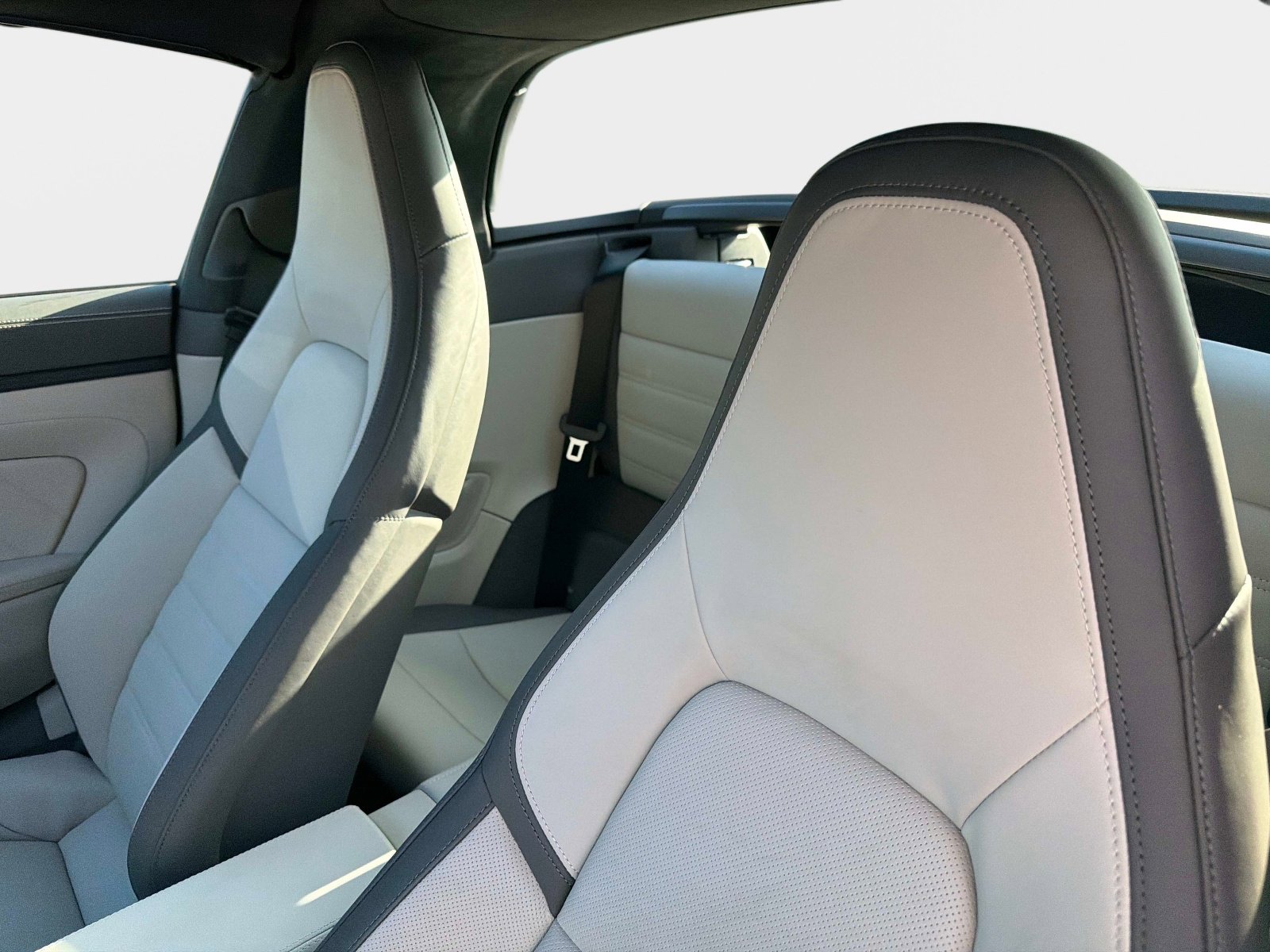 Used 2026 Porsche 911 Targa 4 GTS image 31