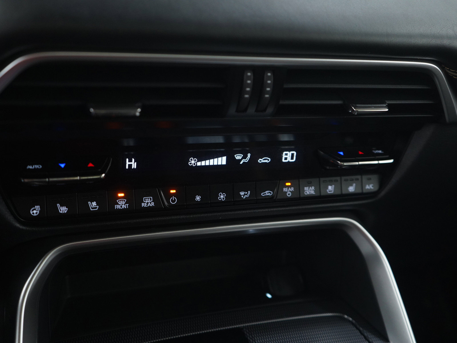 Certified 2025 MAZDA CX-90 Plug-In Hybrid w/ Premium Plus image 24