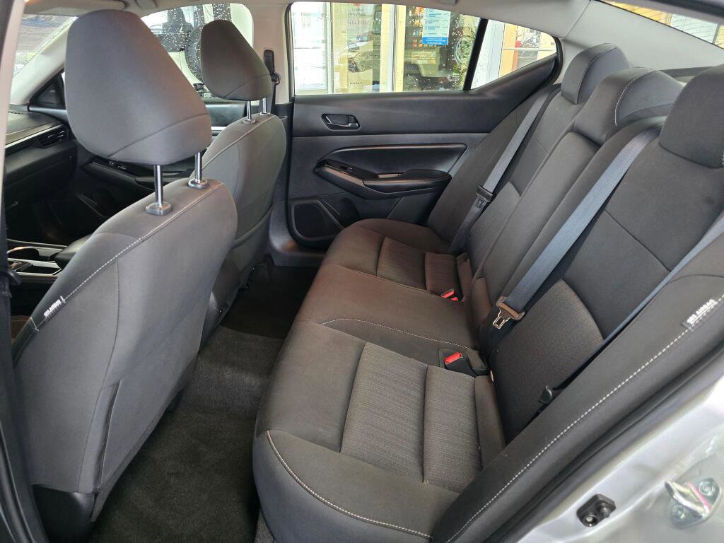 Used 2023 Nissan Altima 2.5 SV image 39