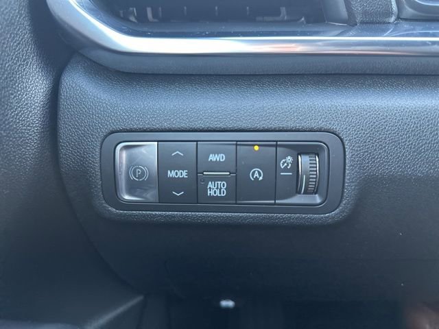 Used 2025 GMC Terrain Elevation image 21