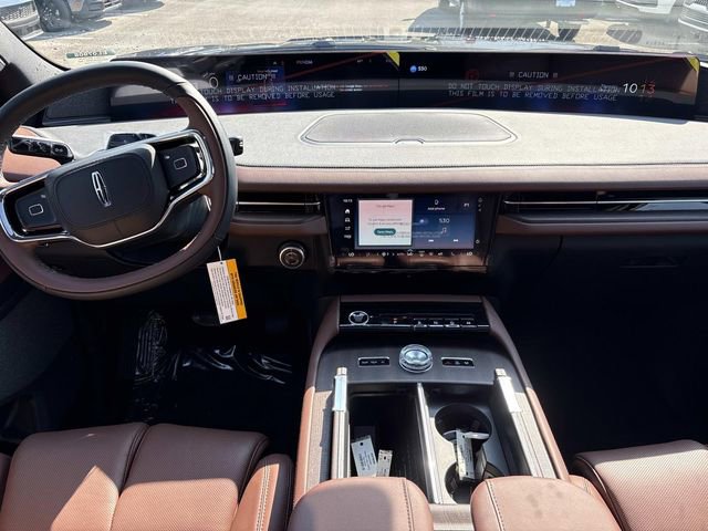 New 2026 Lincoln Navigator L Reserve AWD/4WD image 16