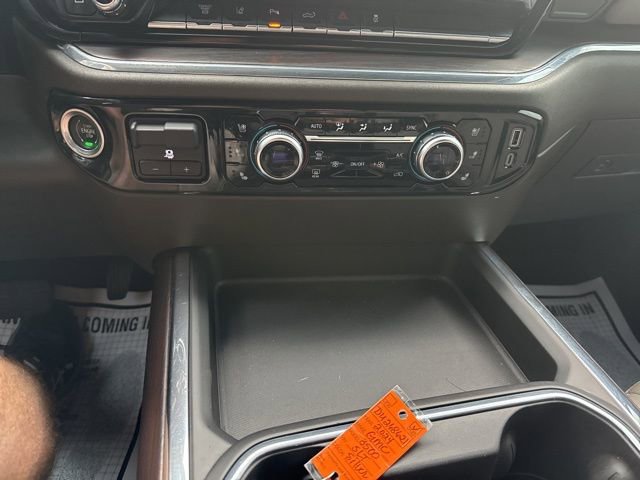 Used 2024 GMC Sierra 3500 SLT w/ SLT Premium Package AWD/4WD image 43