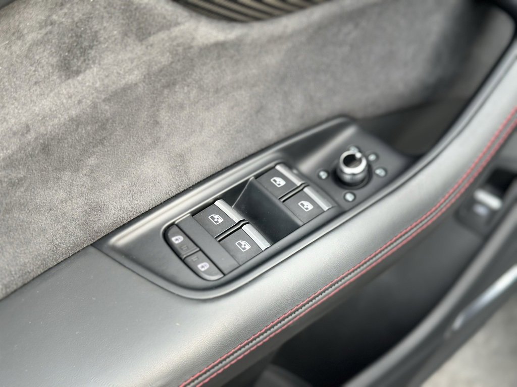 Used 2025 Audi SQ7 Prestige image 24