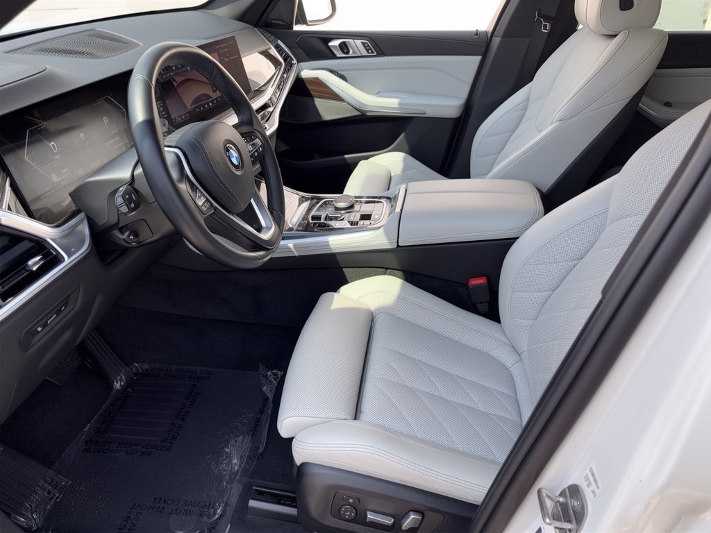 Certified 2024 BMW X5 sDrive40i w/ Parking Assistance Package RWD image 5