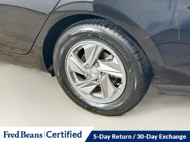 Certified 2024 Hyundai Elantra SE FWD image 9