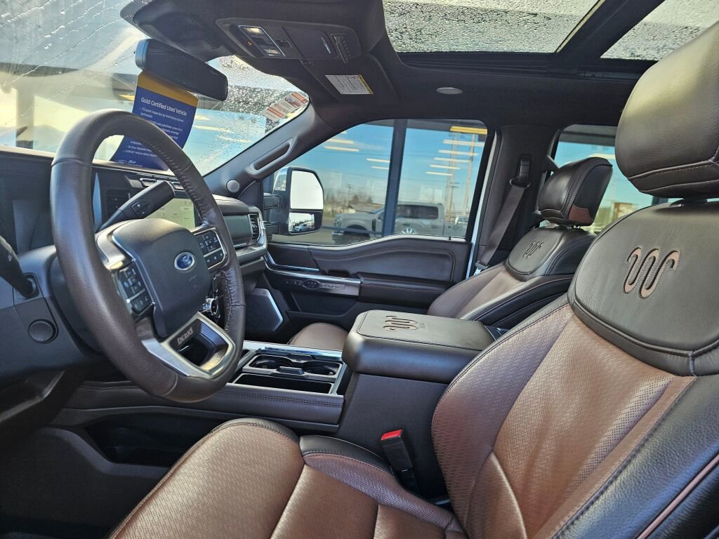 Used 2024 Ford F350 King Ranch image 17