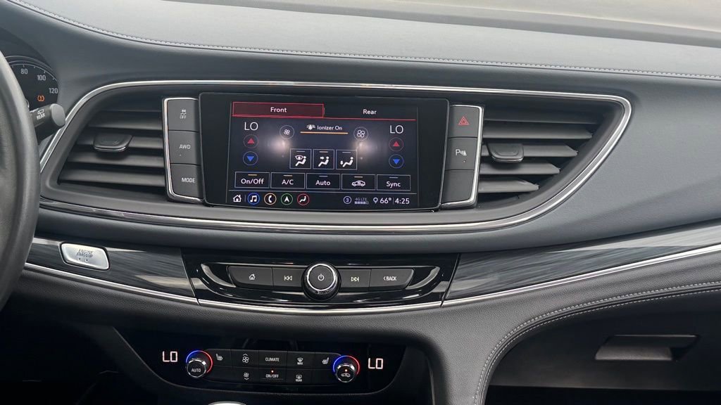 Used 2020 Buick Enclave Essence w/ Sound and Sites Package image 15