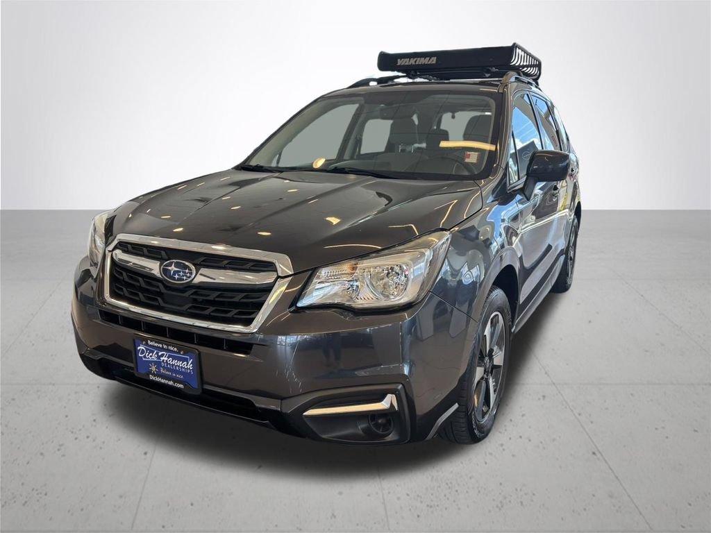 Used 2017 Subaru Forester 2.5i Premium w/ Popular Package #2A AWD/4WD image 2