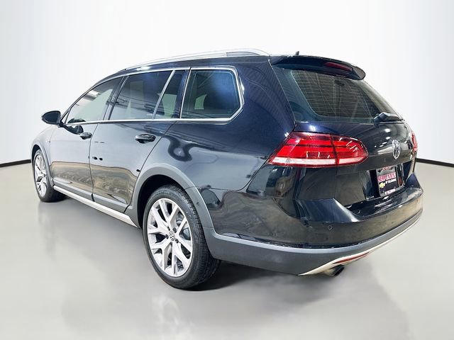 Used 2018 Volkswagen Golf Alltrack SEL AWD/4WD image 9