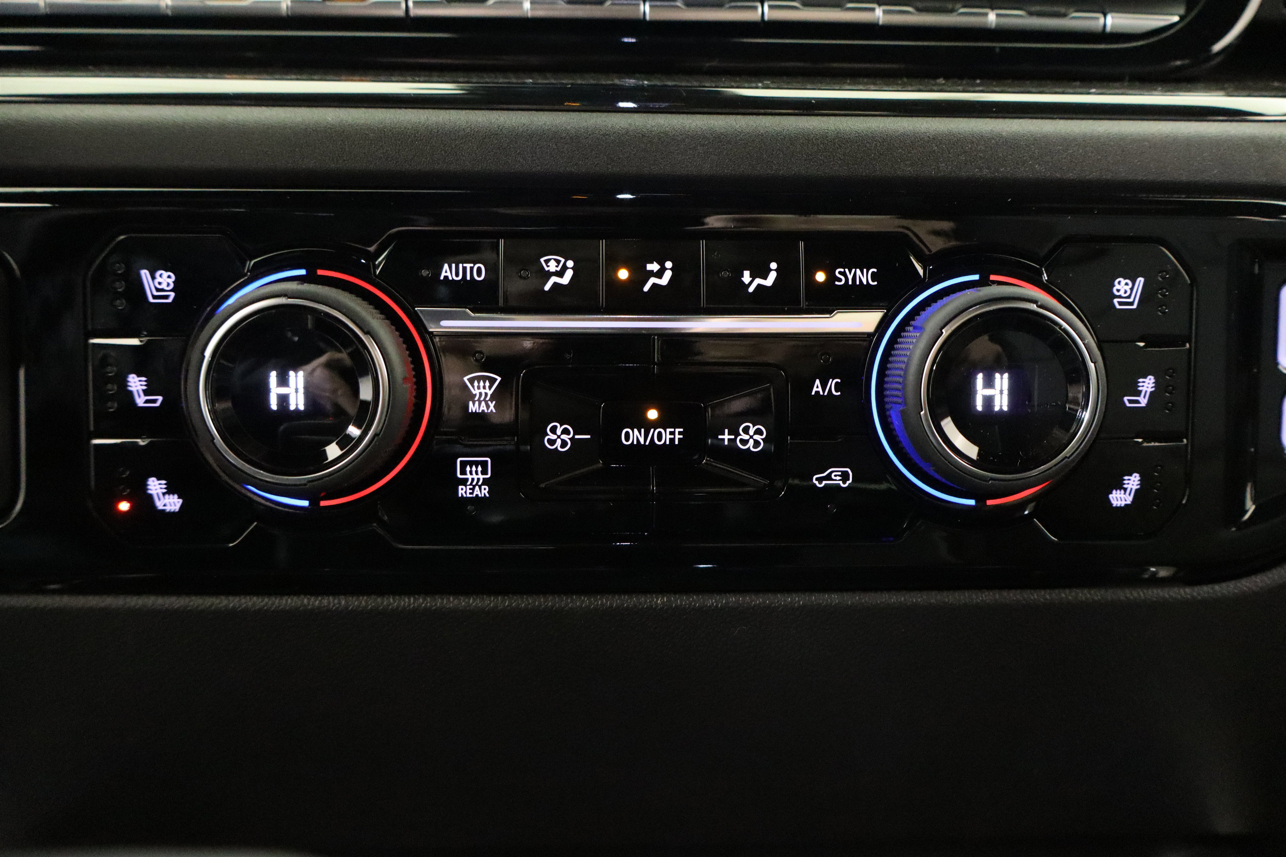 New 2026 Chevrolet Silverado 1500 ZR2 w/ Dark Appearance Package image 26