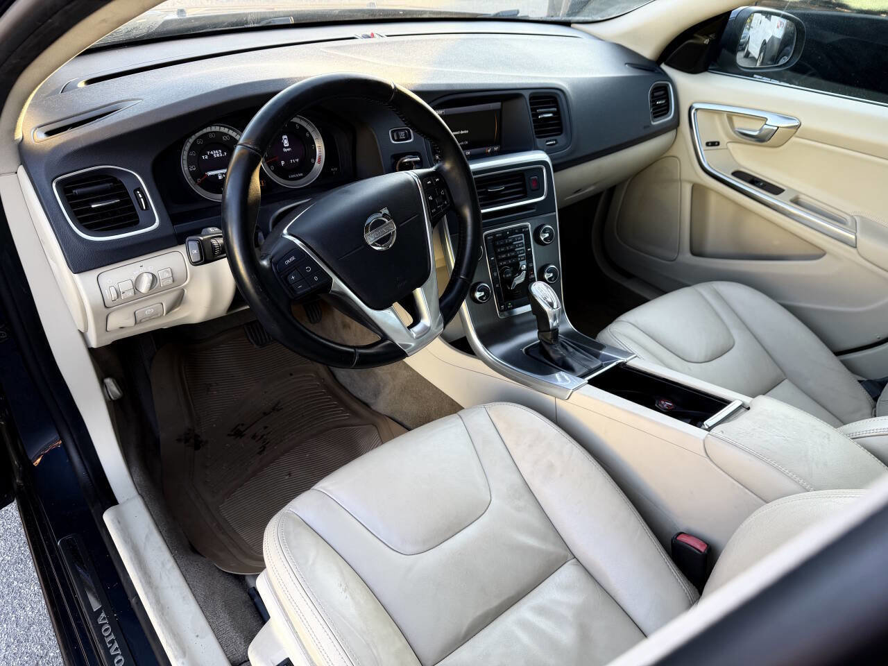 Used 2013 Volvo S60 T6 image 19