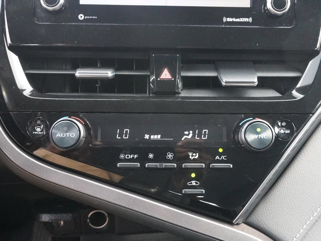 Used 2024 Toyota Camry SE FWD image 39