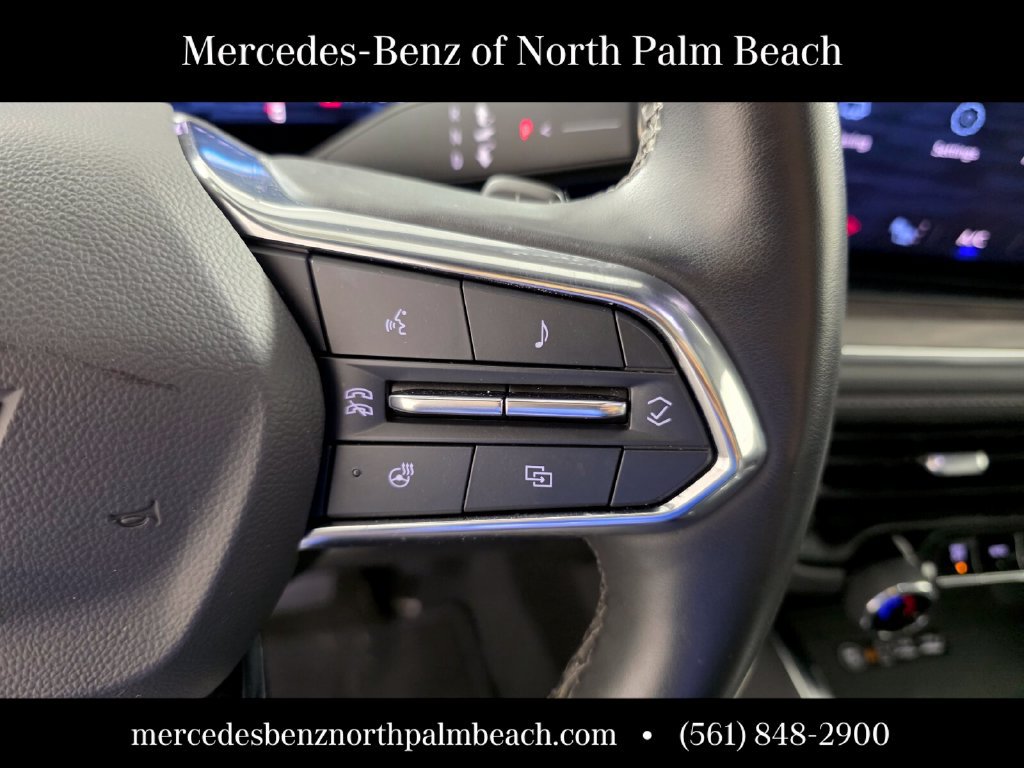Used 2025 Chevrolet Suburban Z71 w/ Z71 Off-Road Package AWD/4WD image 19