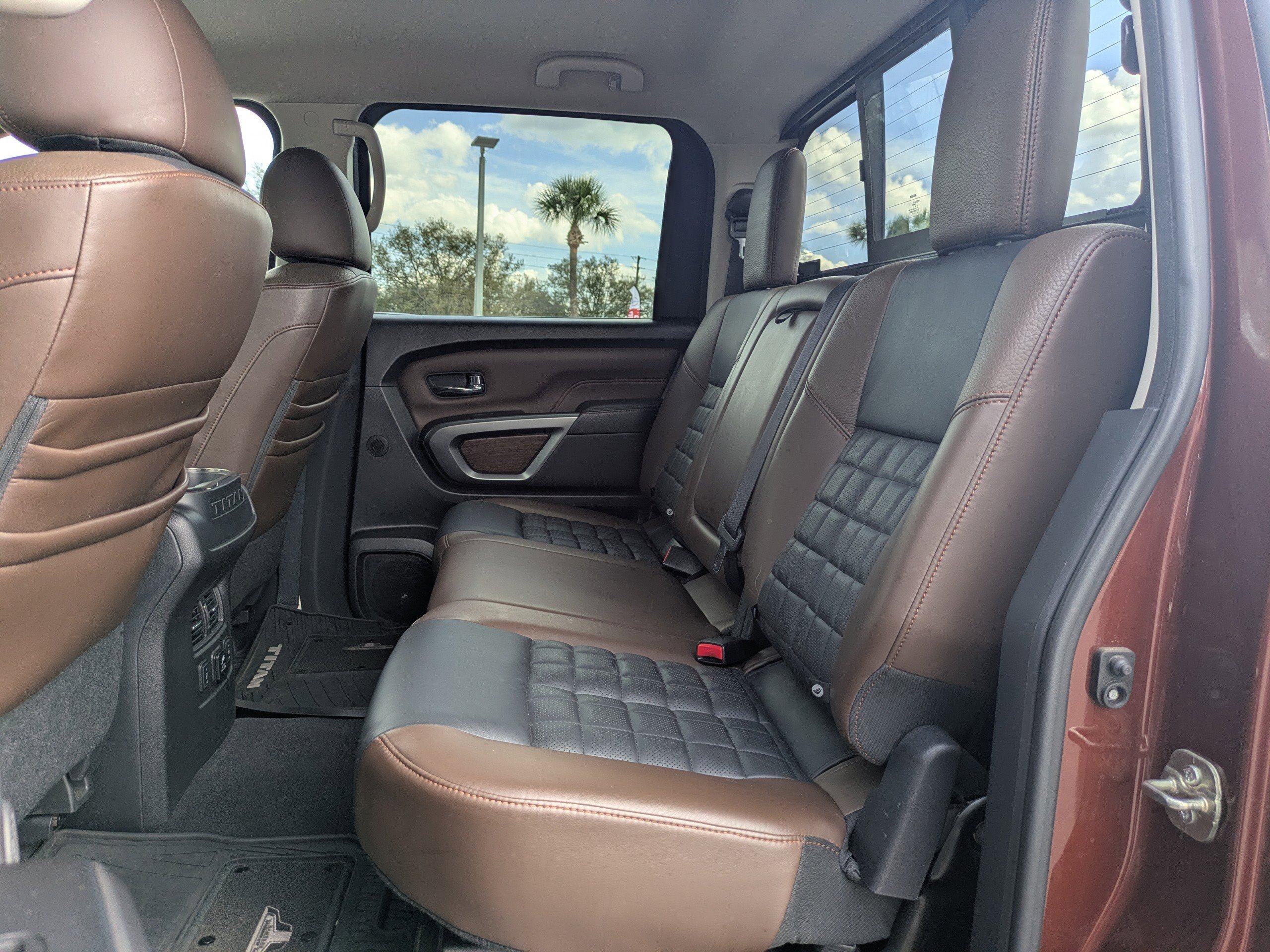 Used 2017 Nissan Titan Platinum Reserve image 14