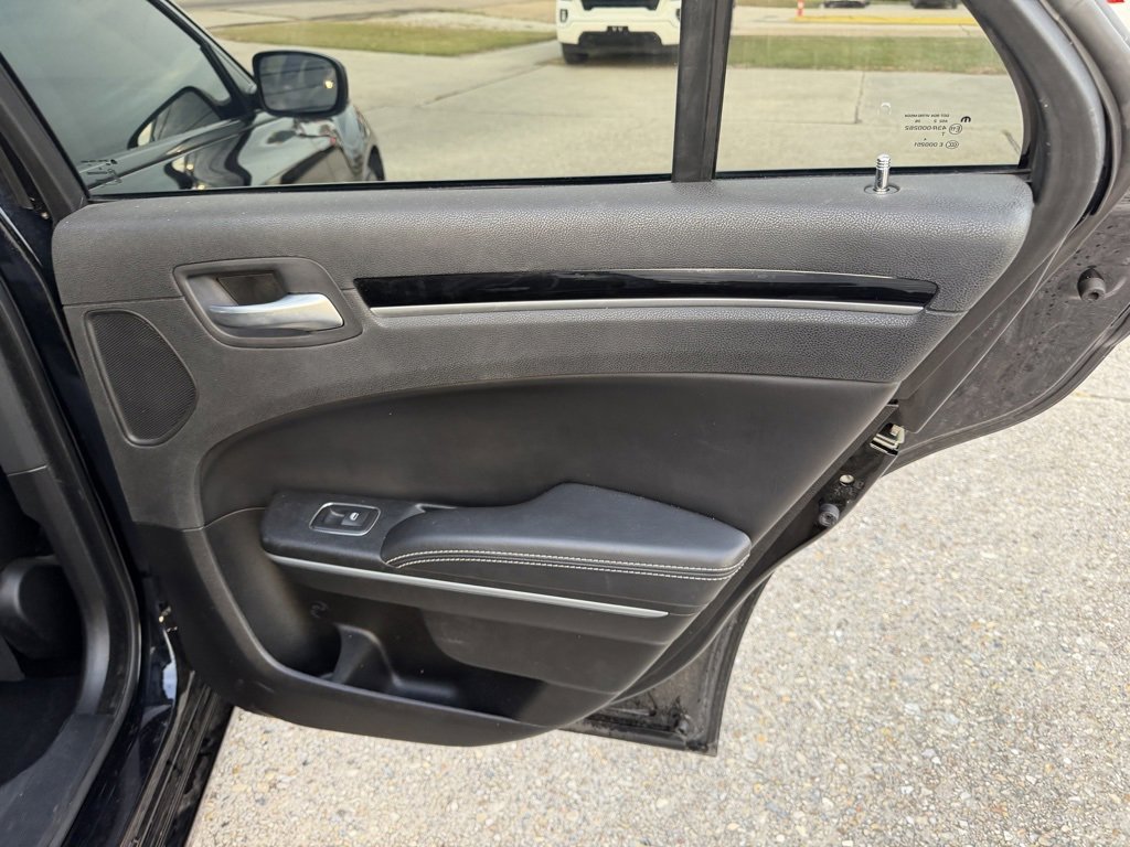 Used 2022 Chrysler 300 S w/ Comfort Group image 18
