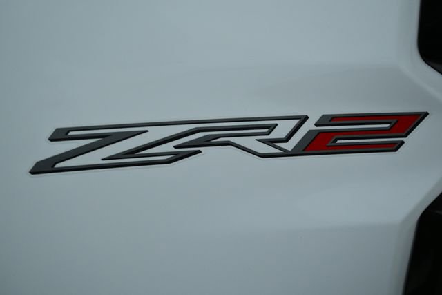 Used 2023 Chevrolet Colorado ZR2 w/ ZR2 Convenience Package III image 12