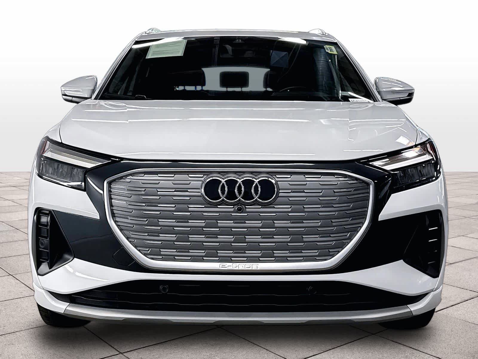 Used 2023 Audi Q4 e-tron Premium Plus w/ Premium Plus RWD image 3