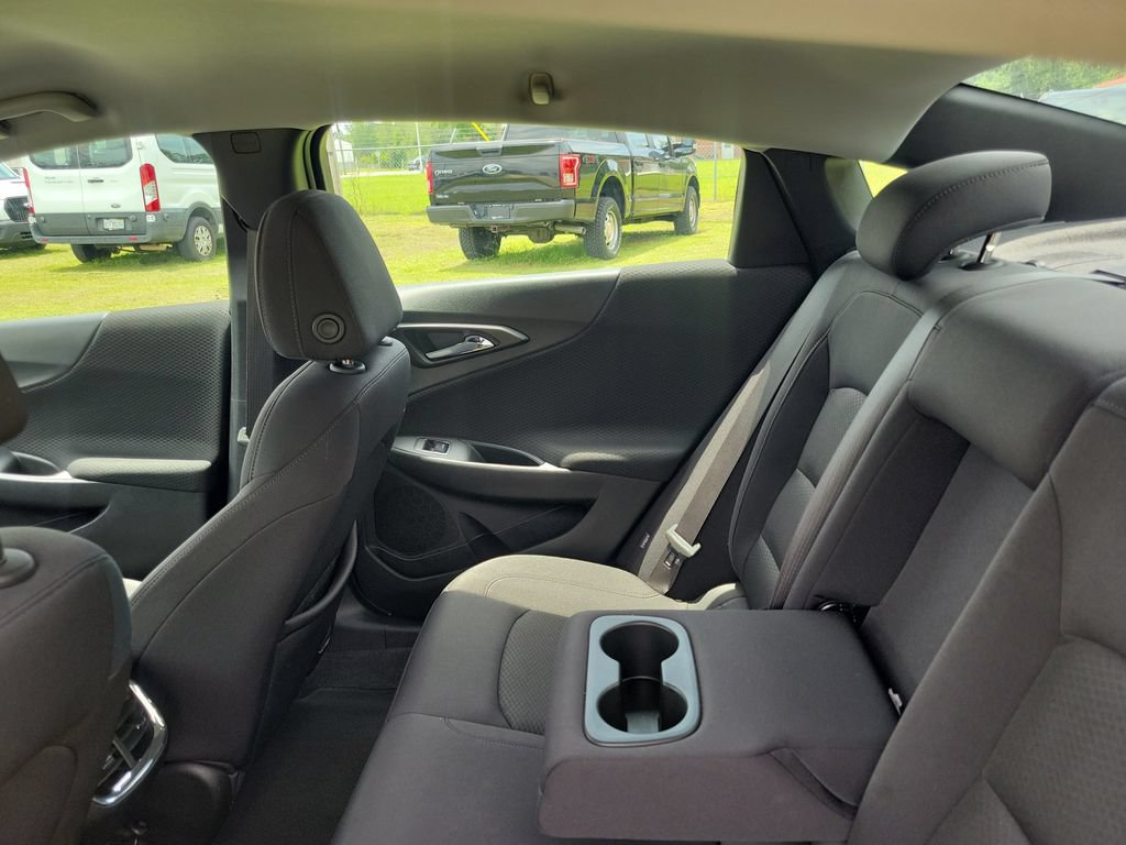 Used 2023 Chevrolet Malibu LT FWD image 14