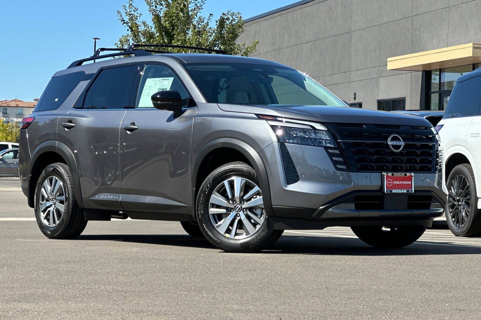 New 2026 Nissan Pathfinder SL