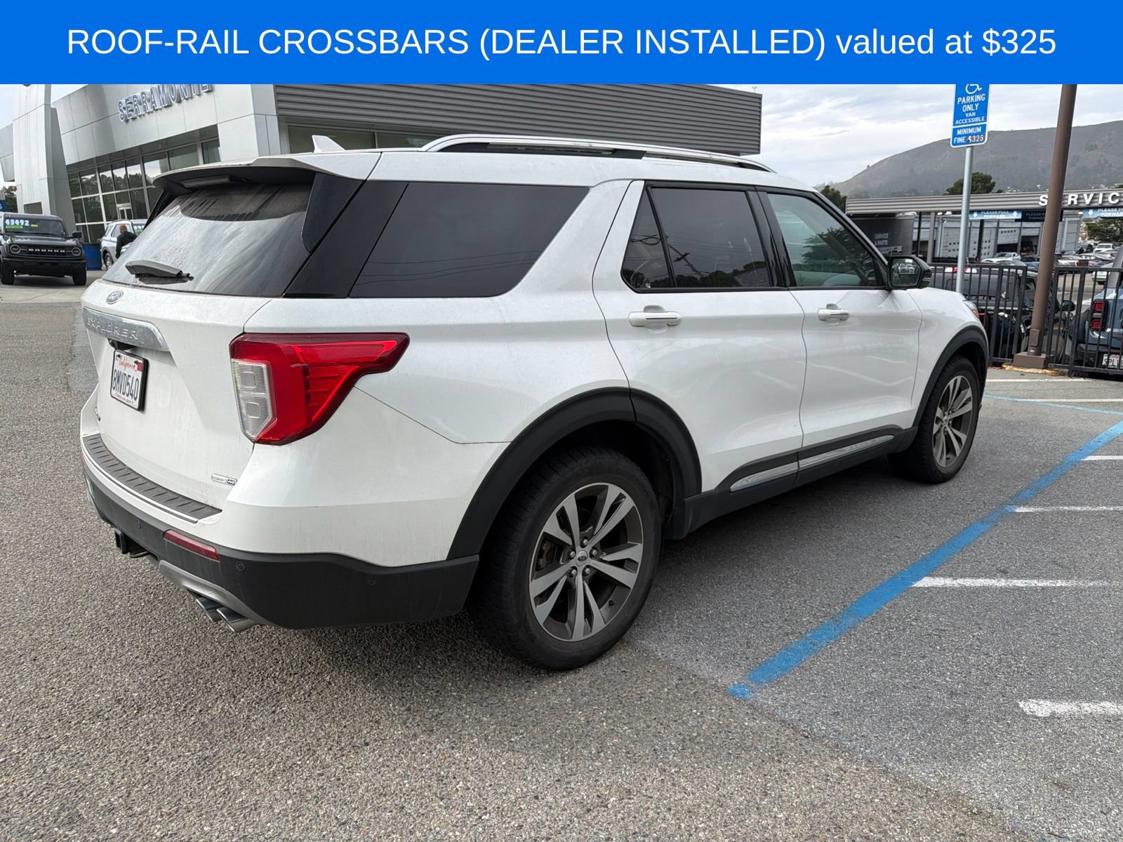 Used 2020 Ford Explorer Platinum w/ Premium Technology Package AWD/4WD image 8