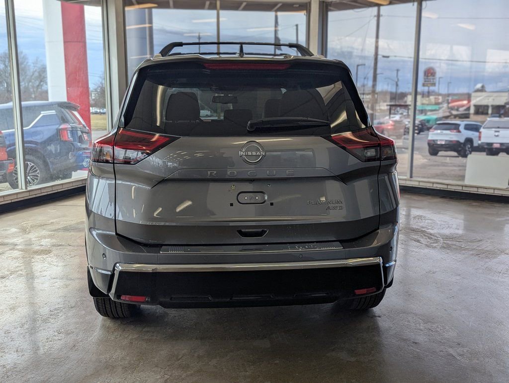 New 2026 Nissan Rogue Platinum image 8