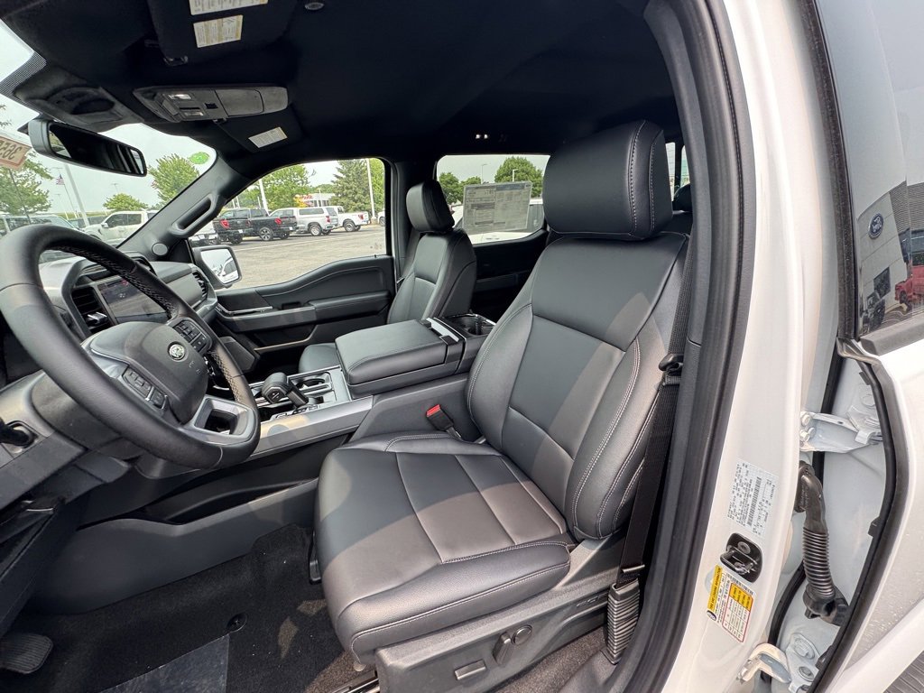New 2025 Ford F150 XLT w/ Equipment Group 303A High image 11
