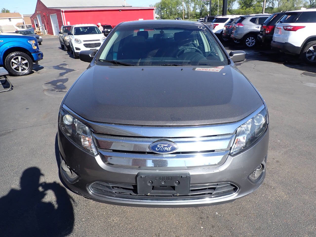Used 2012 Ford Fusion SE FWD image 2