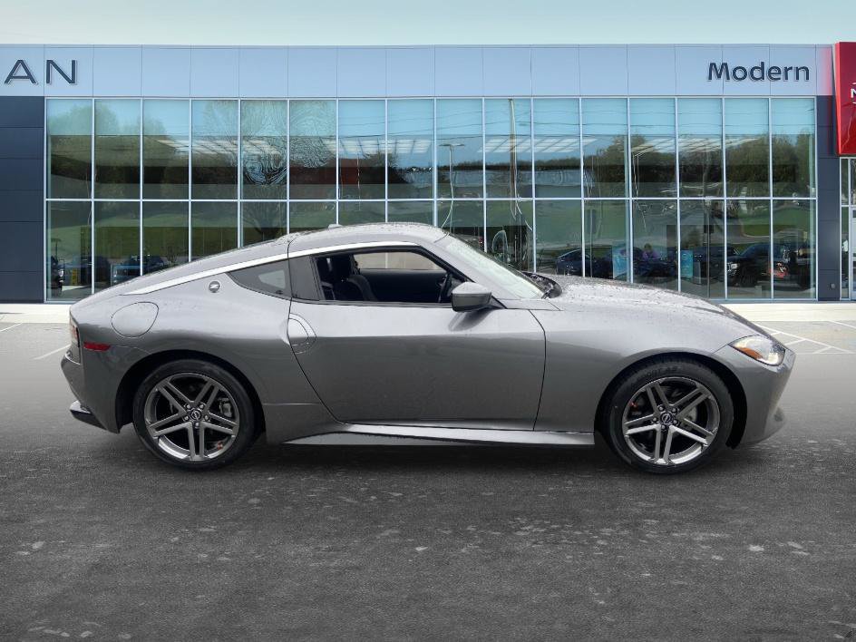 Certified 2024 Nissan Z Sport w/ Floor Mat Package RWD image 4