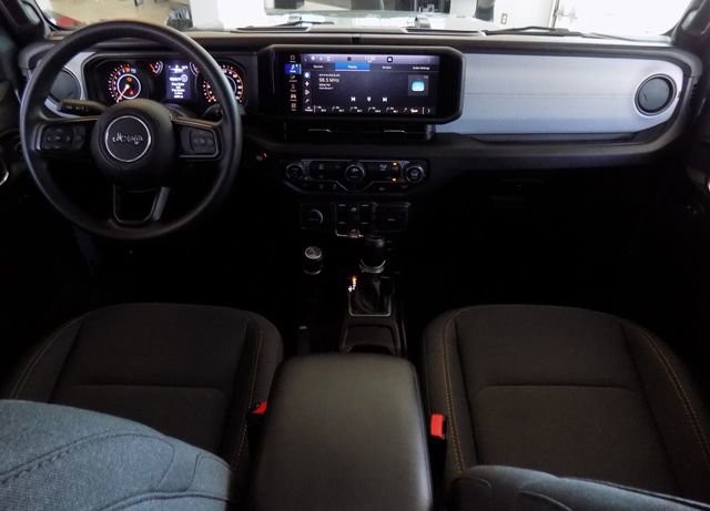 Certified 2024 Jeep Gladiator Sport AWD/4WD image 14